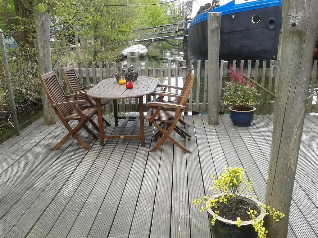 Houseboat Vliegenbos Bed and Breakfast Amsterdam 0*,