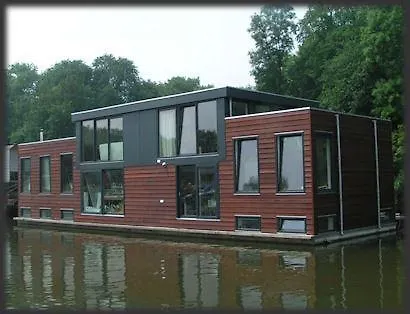 Bed & Breakfast Houseboat Vliegenbos Bed and Breakfast Amsterdam Holland