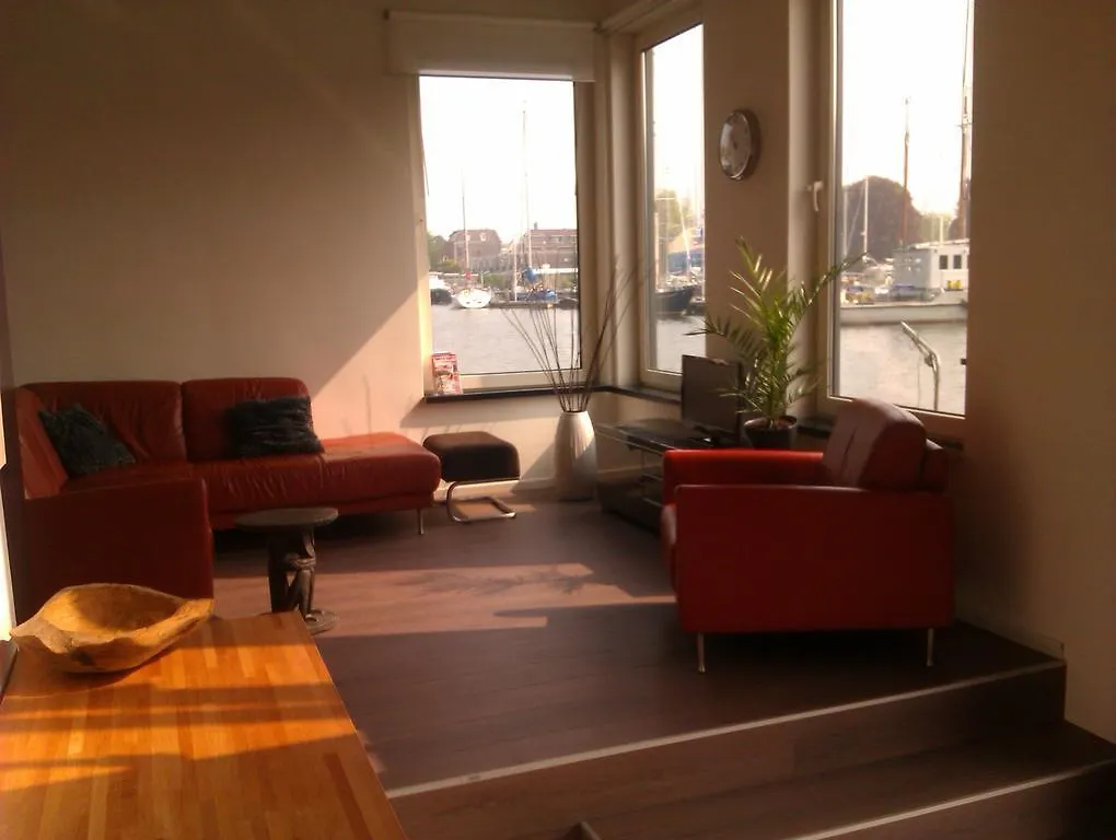 Houseboat Vliegenbos Bed & Breakfast Amsterdam